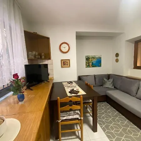 Dani Two Bedroom In Center Of Tirana