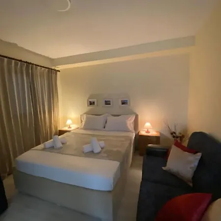 Dani Two Bedroom In Center Of 地拉那
