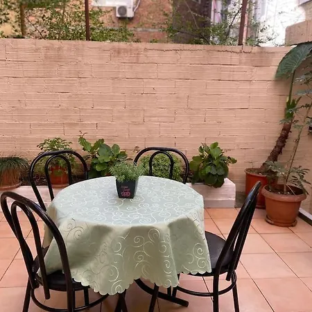 公寓 Dani Two Bedroom In Center Of *