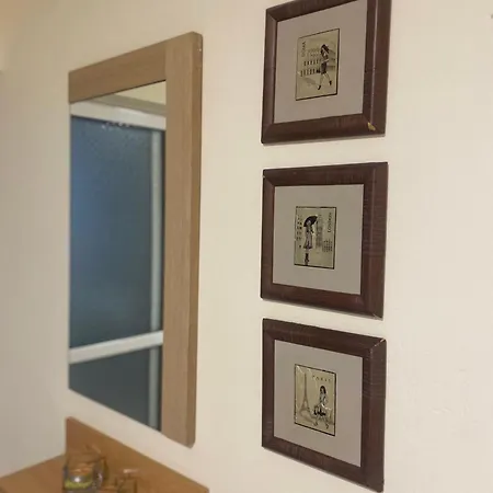 Dani Two Bedroom In Center Of * 地拉那
