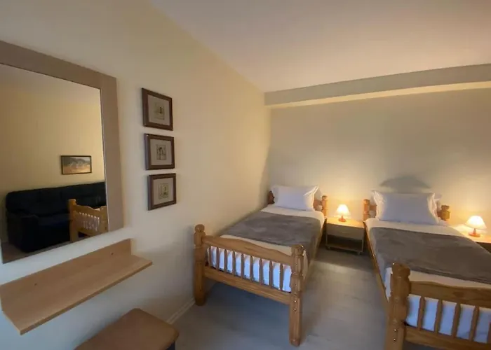 Dani Two Bedroom In Center Of