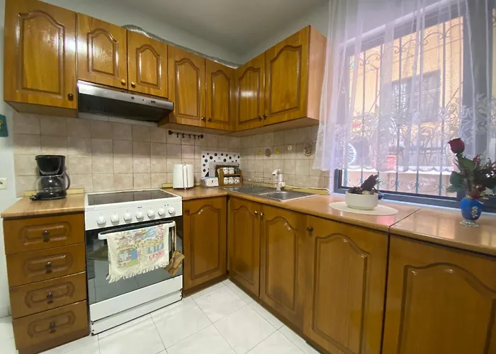 Dani Two Bedroom In Center Of Appartamento *