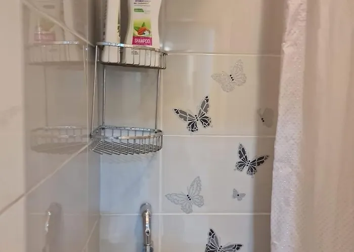 Dani Two Bedroom In Center Of Appartamento